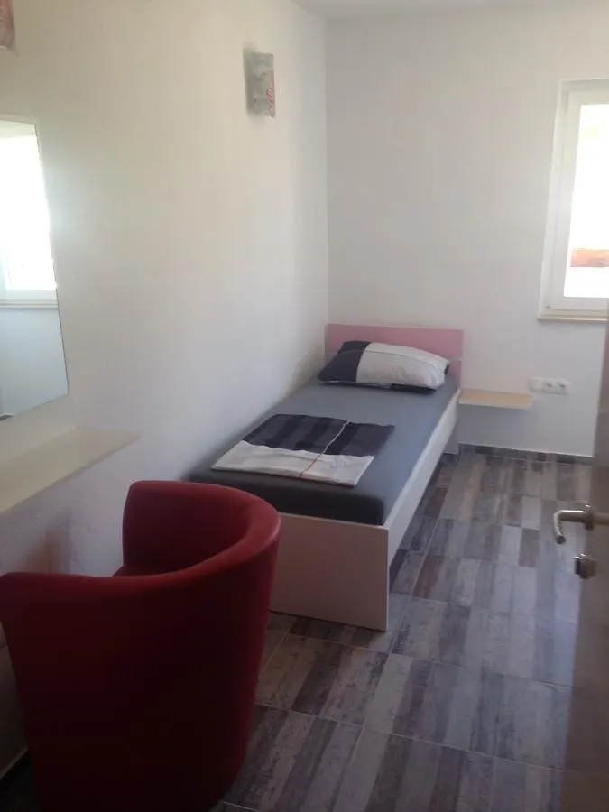 Chill Out Beach Apartments Trogir Pensjonat